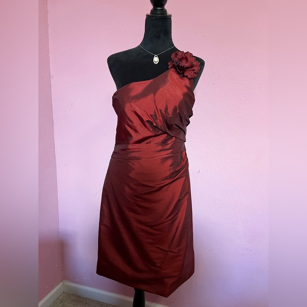 DaVinci Soft Taffeta One Shoulder Formal Dress